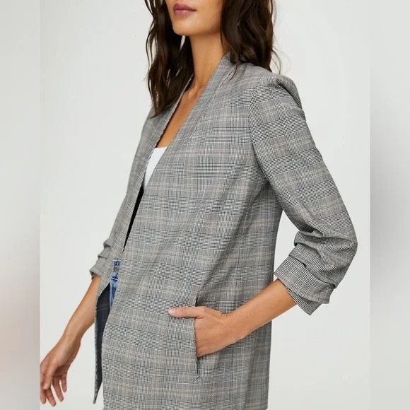 Babaton Power Hip Blazer - Picture 9 of 9